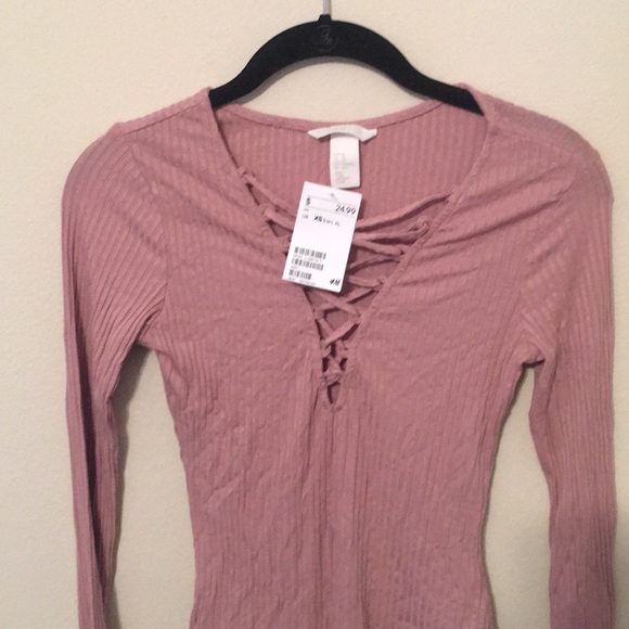 H&M bodysuit - Picture 3 of 3